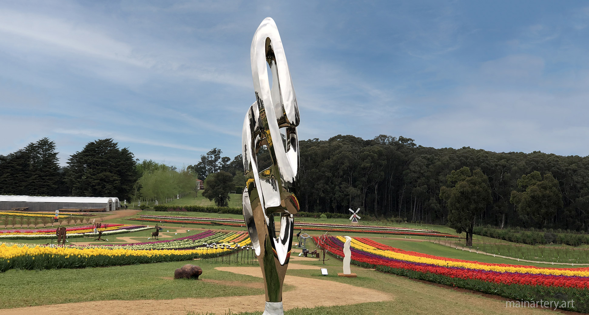 tesselaar show polished contemporary sculpture image